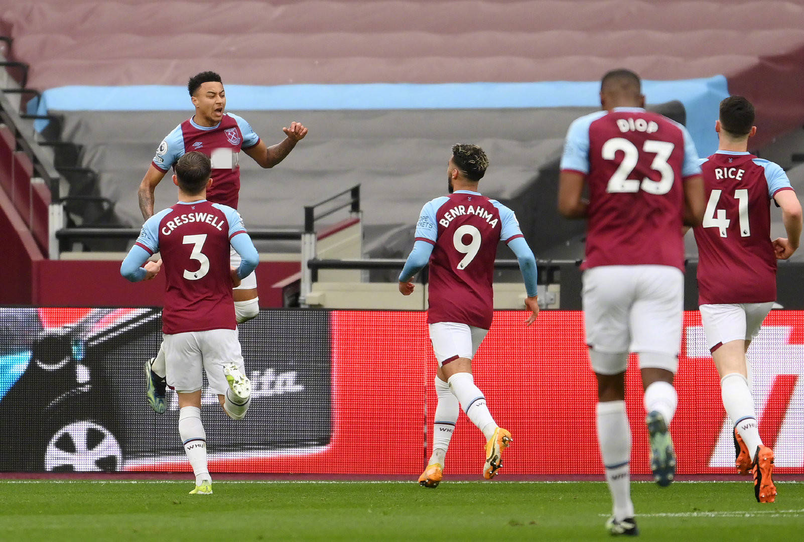 均为球队贡 均为球队贡